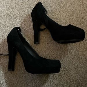 Black heels